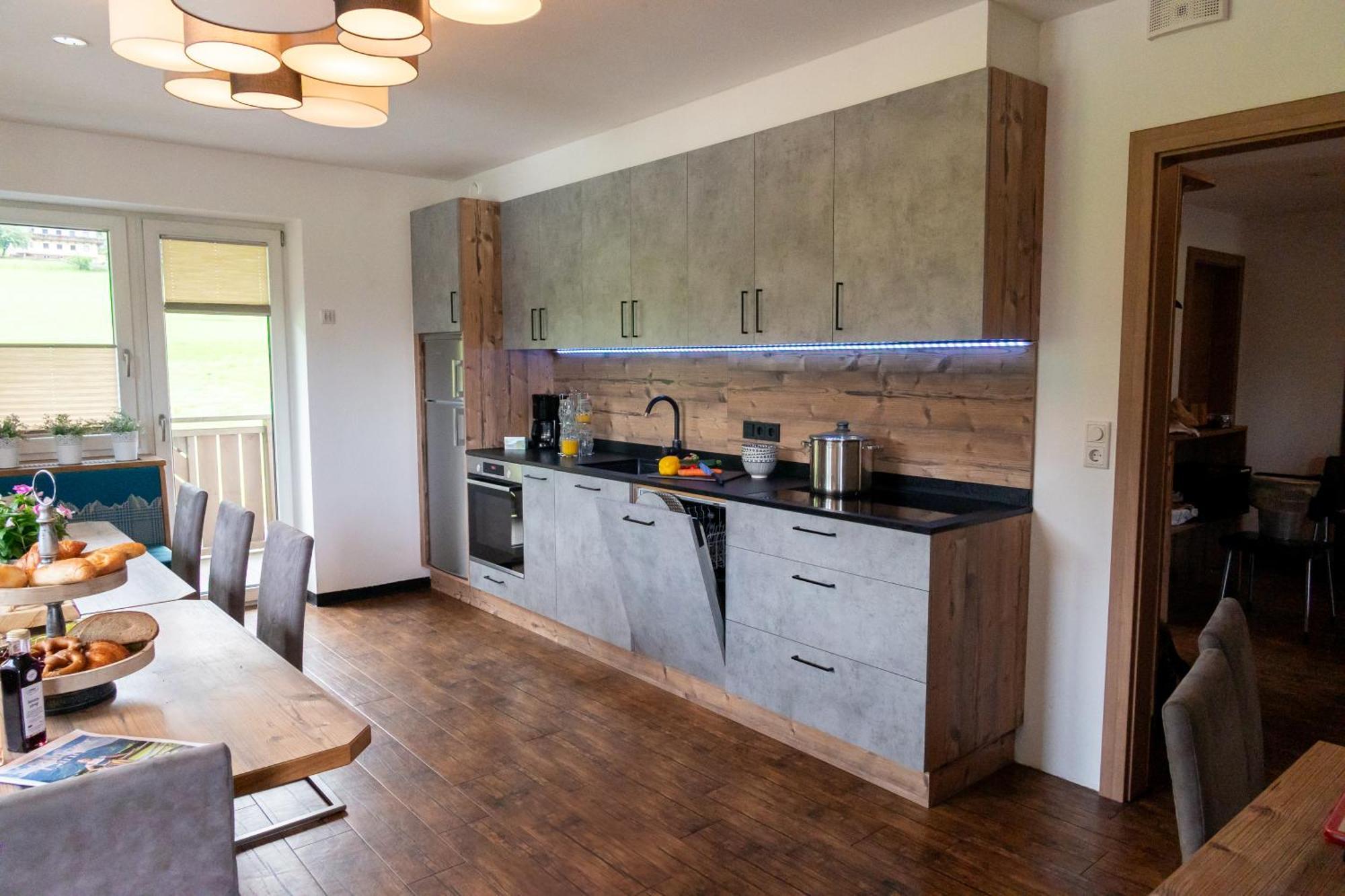 Haus Piesendorf Apartment ภายนอก รูปภาพ
